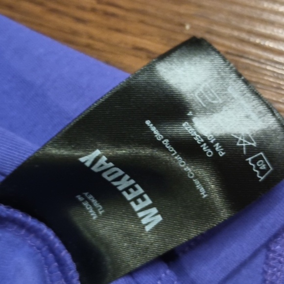 Weekday Purple Halter Shoulderless Crop Top GGG - Picture 4 of 5